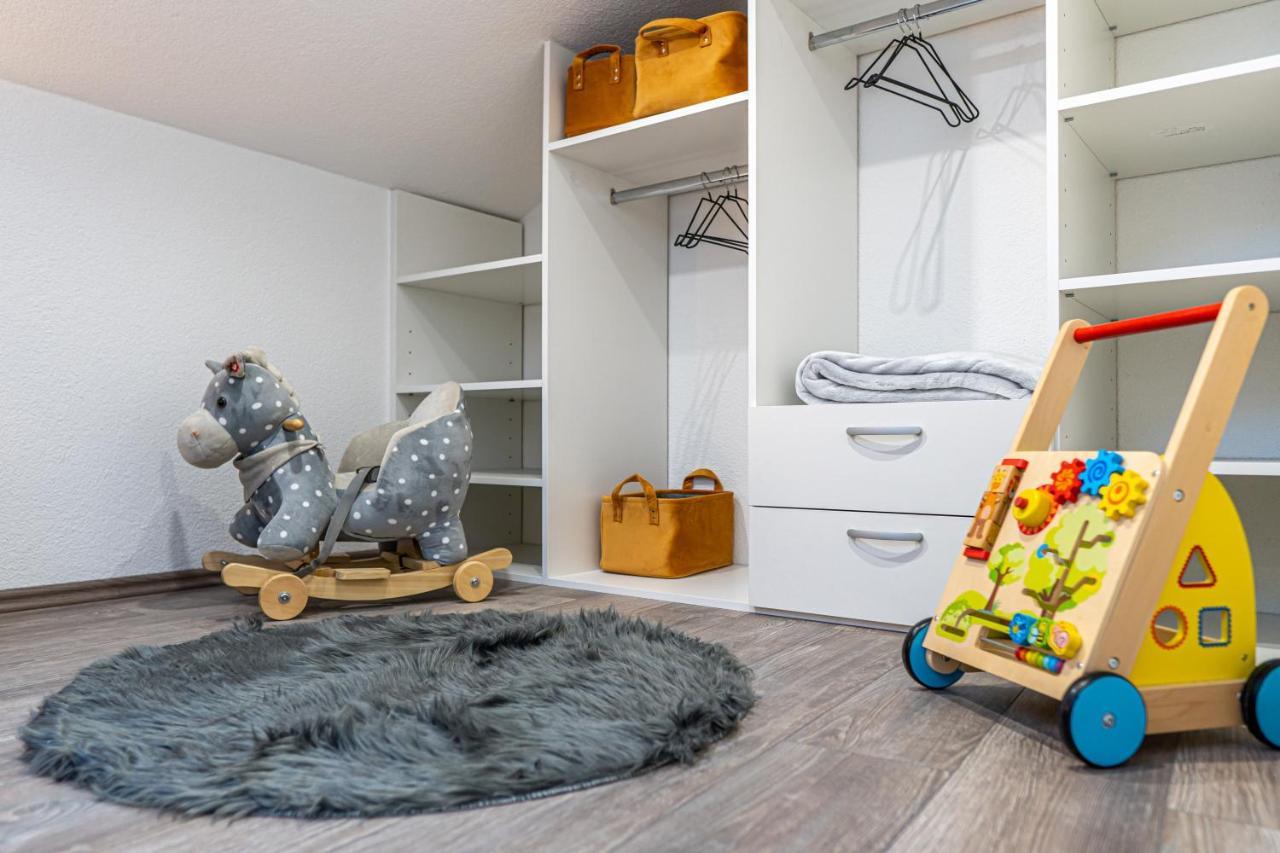 Su Casa - At Kastela Oldtown Apartment Ngoại thất bức ảnh