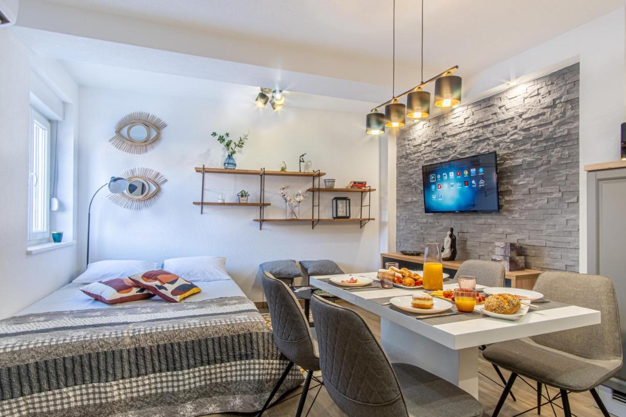 Su Casa - At Kastela Oldtown Apartment Ngoại thất bức ảnh