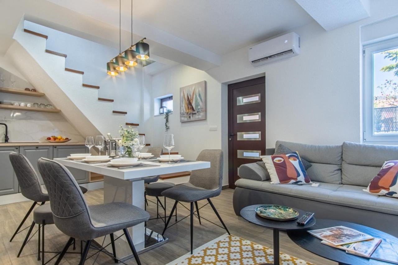 Su Casa - At Kastela Oldtown Apartment Ngoại thất bức ảnh