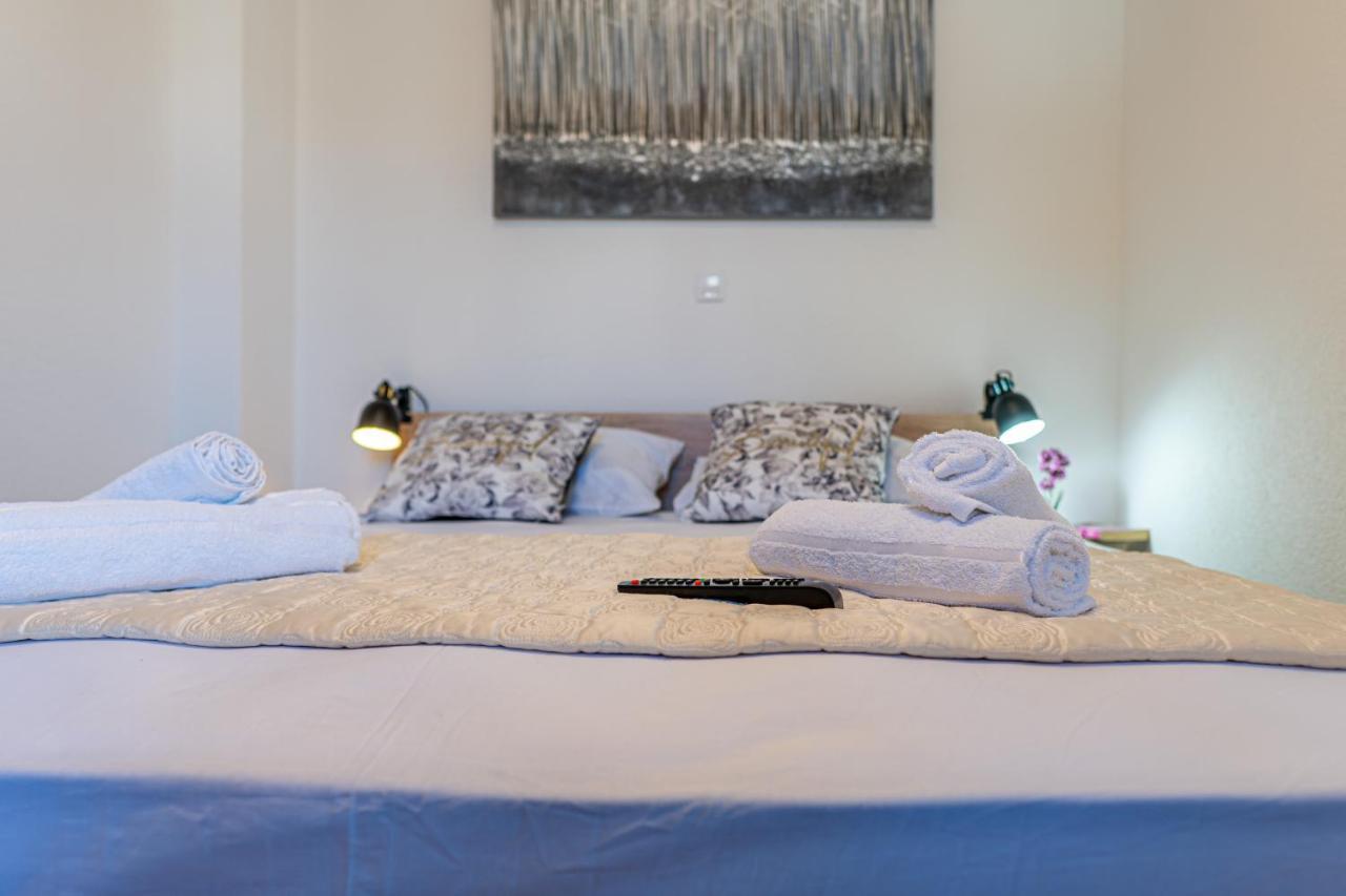 Su Casa - At Kastela Oldtown Apartment Ngoại thất bức ảnh