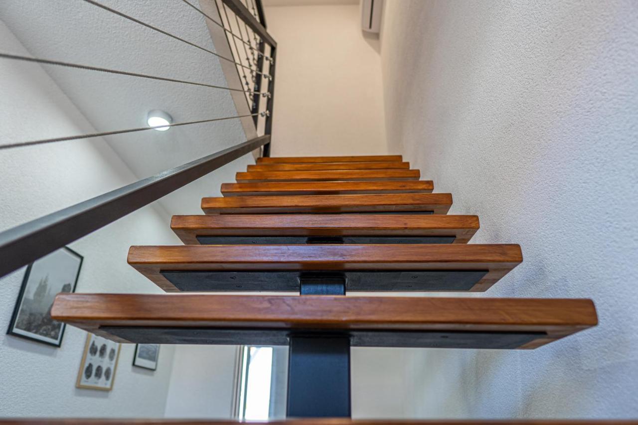 Su Casa - At Kastela Oldtown Apartment Ngoại thất bức ảnh