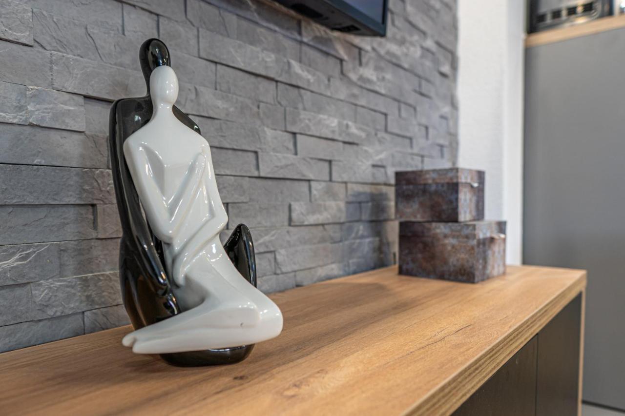 Su Casa - At Kastela Oldtown Apartment Ngoại thất bức ảnh